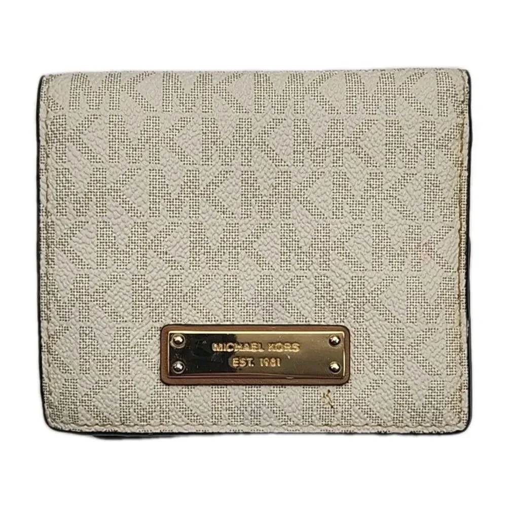Michael Kors Wallet Beige Jet Set Bifold 4.75